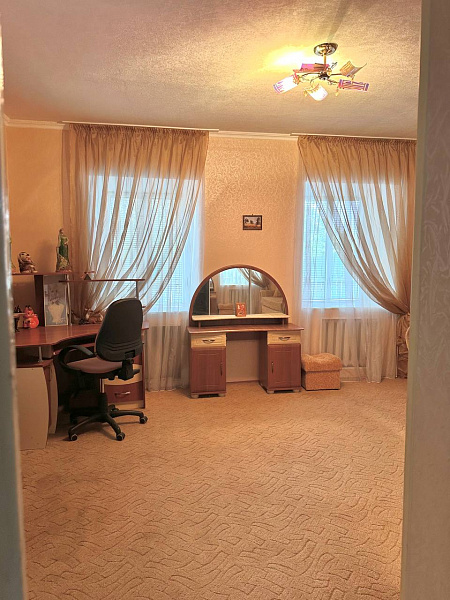 Дом по ул. Красноармейская